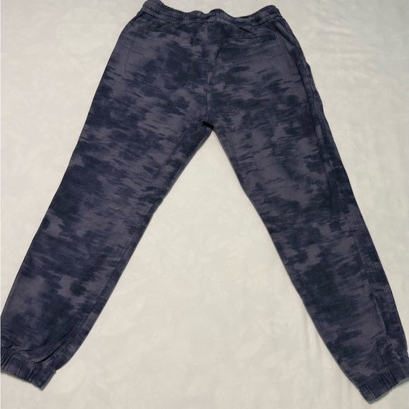 Athleta Farallon Jogger Petite 4P Violet Print Activewear Pants - Picture 5 of 10